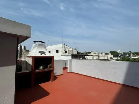 PH 3 AMB TERRAZA PROPIA Y PARRILLA FLORES