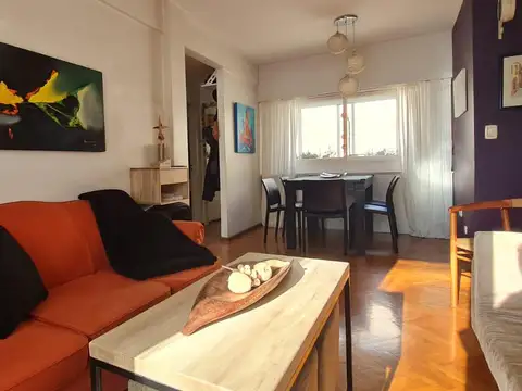 Esteban Echeverria al 1100