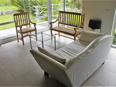 Casa 3 ambientes con 4 baños