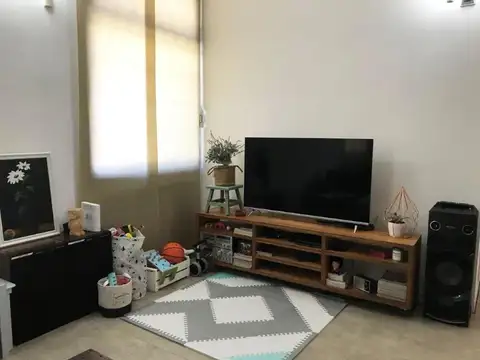 Casa en Venta en Castelar, USD 365.000