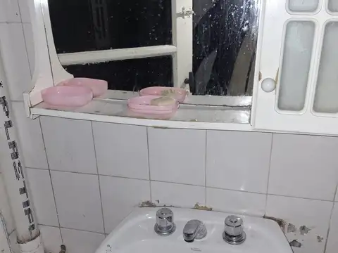 Local en Venta en Almagro, USD 105.000