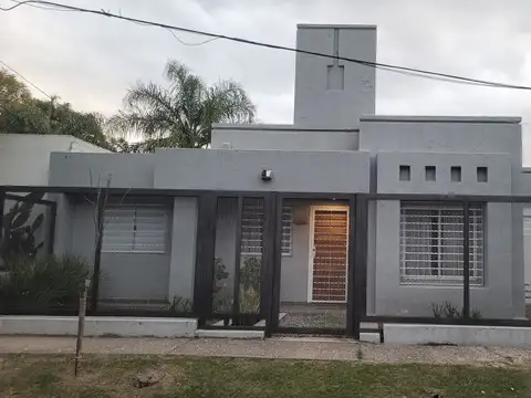 CASA EN ALQUILER 3 DORM A MTS DE RECTA MARTINOLLI