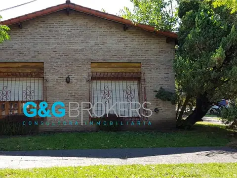 CHALET- AMPLIAS FACILIDADES - ITUZAINGO