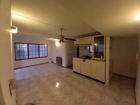 Departamento  en Alquiler en Morón, G.B.A. Zona Oeste, Argentina