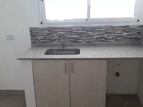 San Alfonso, Pilar del Este ---