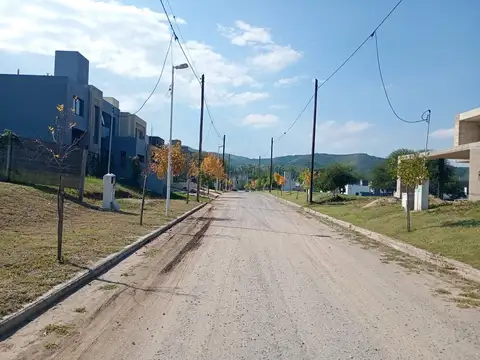 Terreno en Venta 24  mts Fondo
