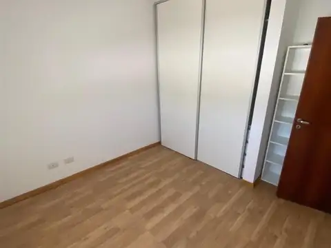 Cafferata 1300, Piso 3