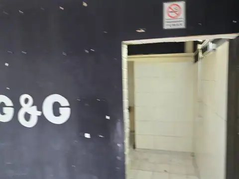 Local en Alquiler en Jose Leon Suarez, $ 500.000