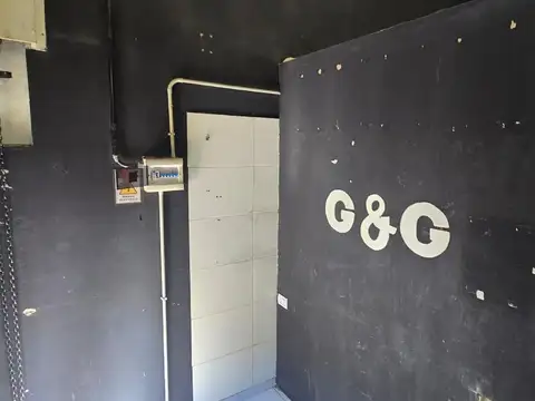 Av. Brig. Juan M. de Rosas al 2400