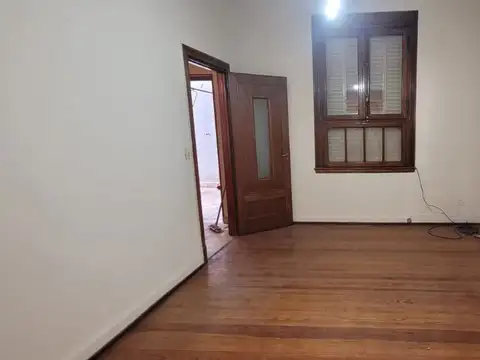 BALVANERA VENTA 2 AMB CON PATIO Y BALCÓN