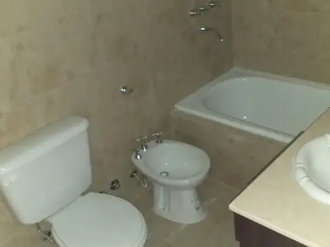 Departamento en Alquiler con 1 cocheras