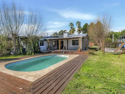 VENTA CASA 3 DORMITORIOS LAS FLORES PIRIAPOLIS
