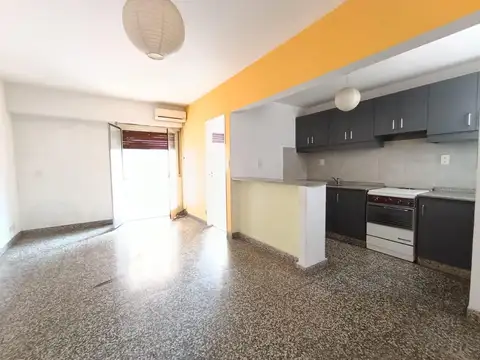 Avenida La Plata al 400