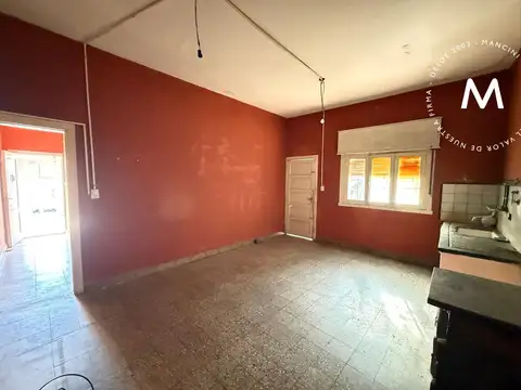 Casa 4 ambientes con 1 baño