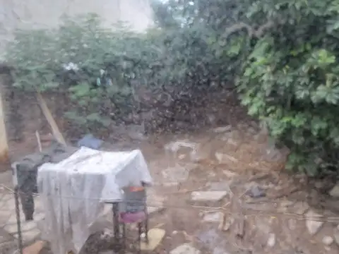 Casa 2 ambientes con 1 baño