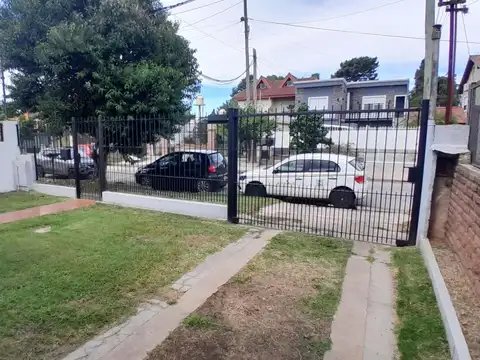 Casa en Venta en Ingeniero Adolfo Sourdeaux, USD 120.000