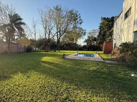 Casa en Venta con 1 cochera