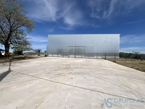 Av. Circunvalación y Av. Uriburu - Centro Logístico de 9532 m2