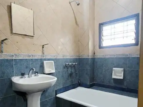 Departamento 2 amb. en Alquiler con balcon,Lomas del Mirador