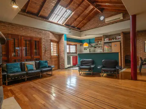 Galpon en Venta en Lanús Este, USD 215.000