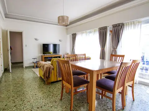 Depto Tipo Casa en Venta en Centro, USD 110.000