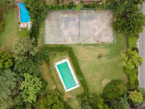 CASA SAN VICENTE VENTA CON PILETA Y TENIS
