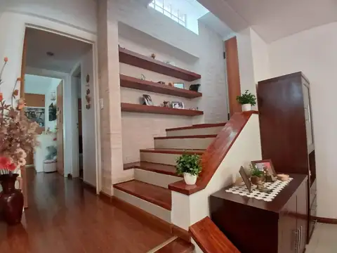 Pacifico Rodriguez 5000, Piso 5