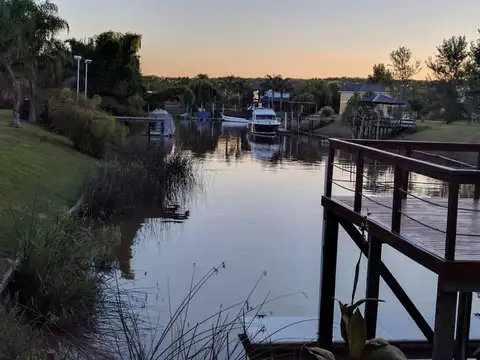 VENTA TERRENO ISLA DEL ESTE (TIGRE) - 1.200 M2