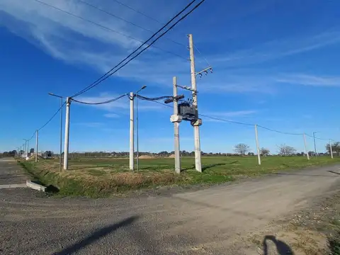 Lote en Senderos, sector abierto, 18 x 34,50, escritura