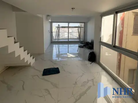 ESPECTAC DUPLEX /PENHOUSE 4/5 AMB FTE A ESTRENAR +COCH FIJA+BCON ATERRAZ (3 DORM EN SUITE )+TOIL+DEPCIAS Y BÑO SERV
