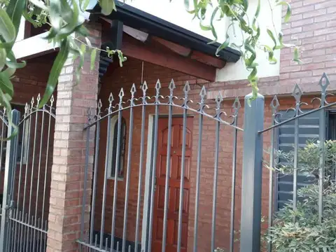 Casa en Venta en Marcos Paz, USD 150.000