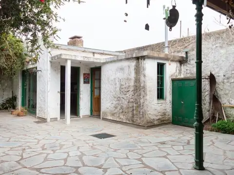 Casa en venta - 3 Dormitorios 1 Baño - Chivilcoy