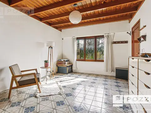 Casa en Venta con 4 cocheras
