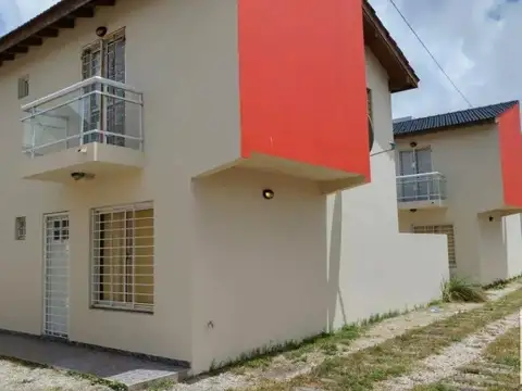 Complejo de Dúplex en venta - 12 Dormitorios 12 Baños - Cocheras - 600Mts2 - Mar del Tuyú
