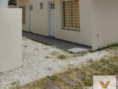 Departamento 18 ambientes con 6 baños
