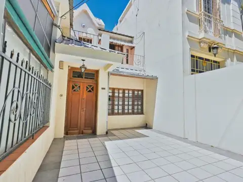 Casa en Venta en Azcuenaga, USD 175.000
