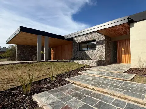 ¡Venta! Casa en Estancia El Terrón - Toda en una planta ¡Con Escritura!