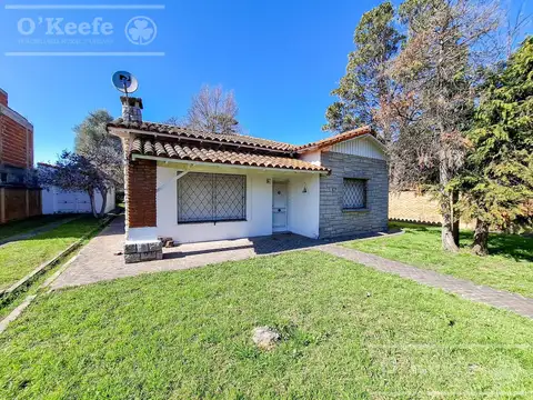 VENTA - Casa Quinta sobre lote de  3862m2 - Platanos, Berazategui - zona sur