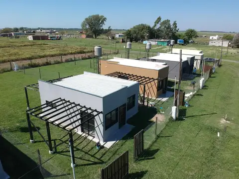 Casa 3 ambientes con 1 baño