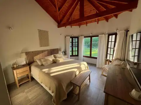 impecable Casa en Los Cardales Country Club / Amoblada.