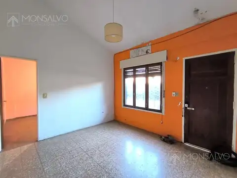 Depto Tipo Casa 3 ambientes con 1 baño