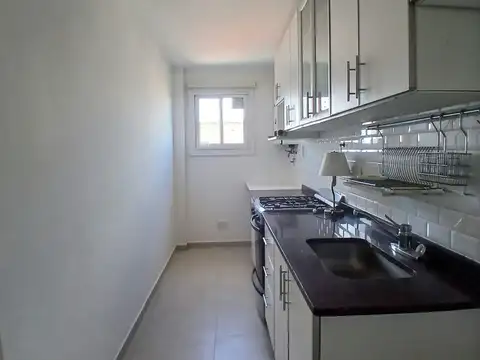 Departamento en Alquiler en Colegiales, $ 950.000