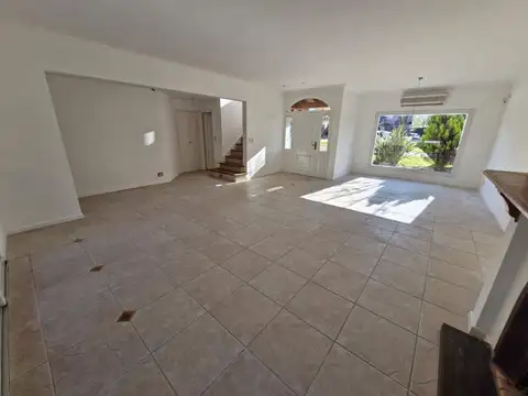 Casa en Alquiler en Santa María del Tigre, USD 3.000