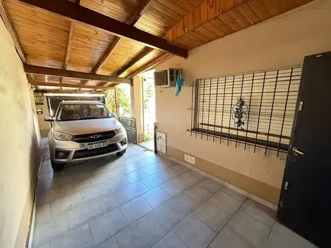 Casa en Venta en Villa Santos Tesei, USD 85.000
