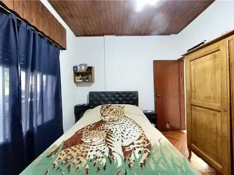 Casa en Venta con 3 cocheras