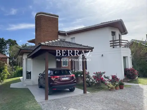 Casa venta 5 ambientes en La Delfina Pilar lote de 600 m2