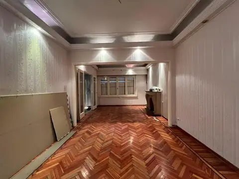 Casa 5 amb. solo apto profesional