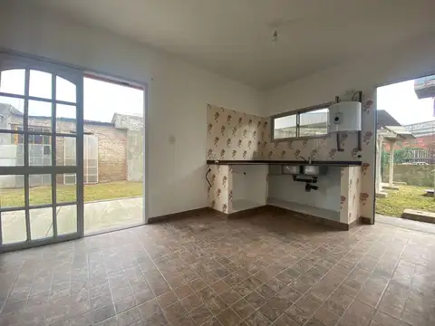 Casa en Venta en Burzaco, USD 50.000