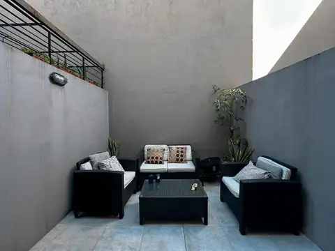 Urquiza 2865 '00-04