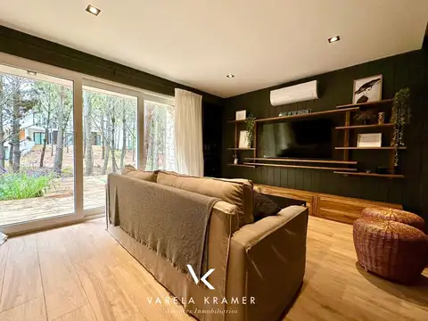 Casa en Venta con 4 cocheras